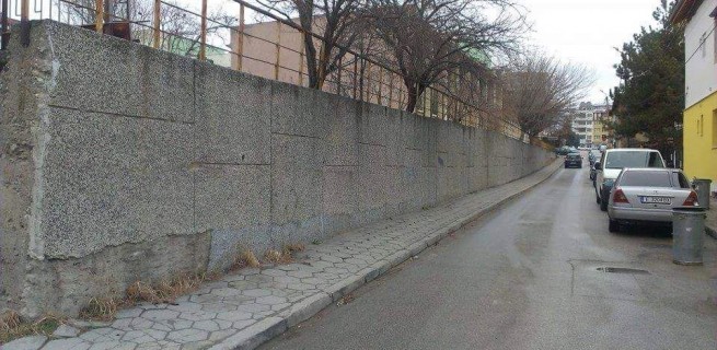 Група младежи от Сандански стартират инициатива за изрисуване на 100 метров трибагреник
